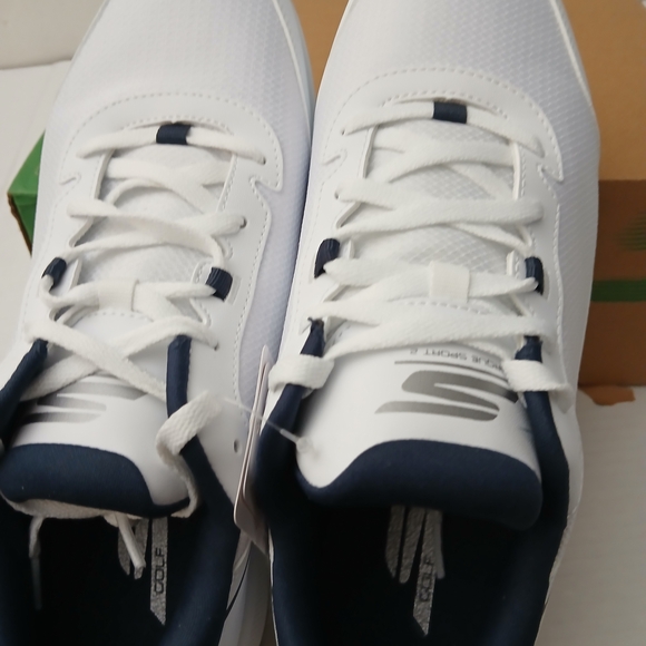 Skechers White/Navy Water Repellent Sneakers Go Golf Torque Size 10 New $55 - Picture 7 of 11